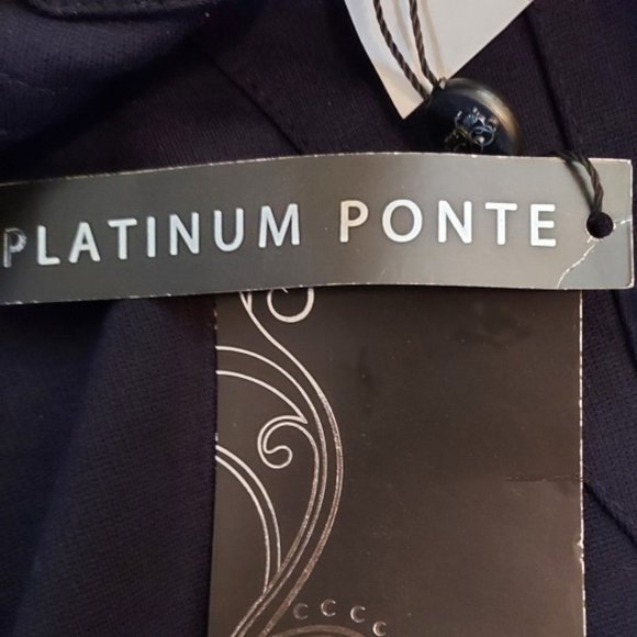 One 5 One Black With Gold Buttons and Attached Slide Belt Capri Size 8P NWT - Picture 7 of 9